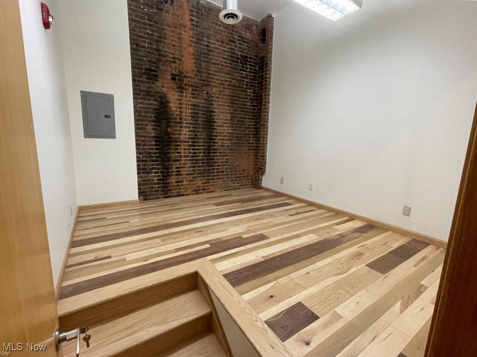 Cleveland, Ohio 44113, United States, ,Commercial,Active,128563