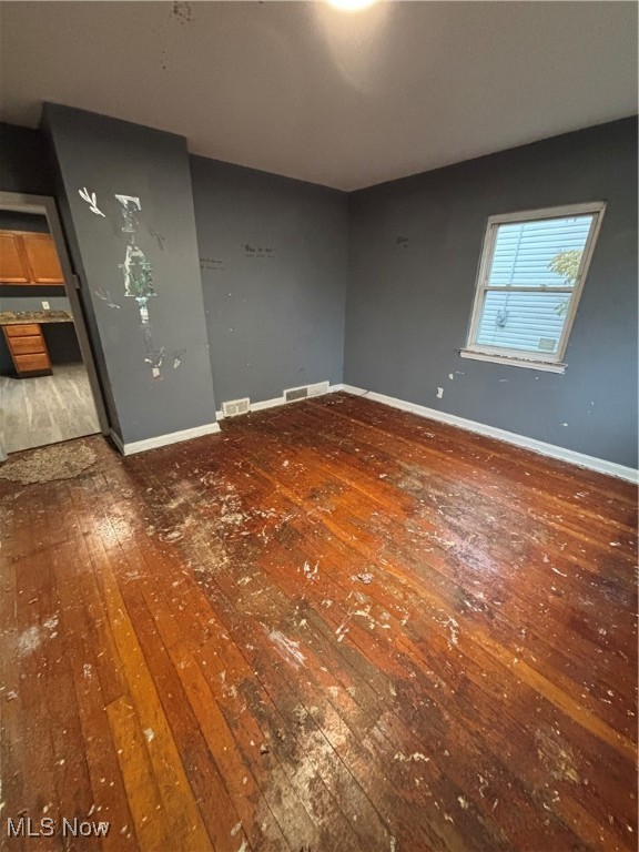 Lee Miles - Residential