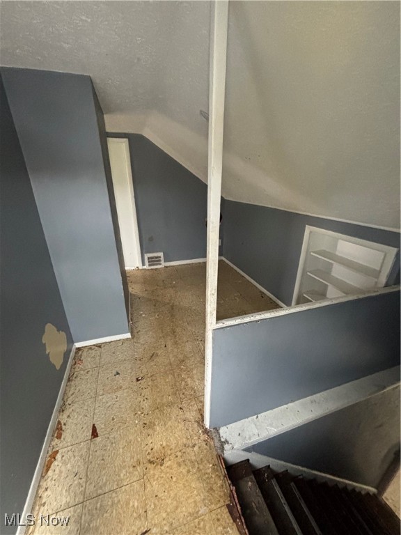 Lee Miles - Residential