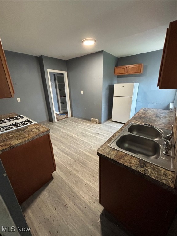 Lee Miles - Residential