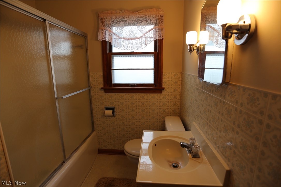 Happy Hollow - Residential