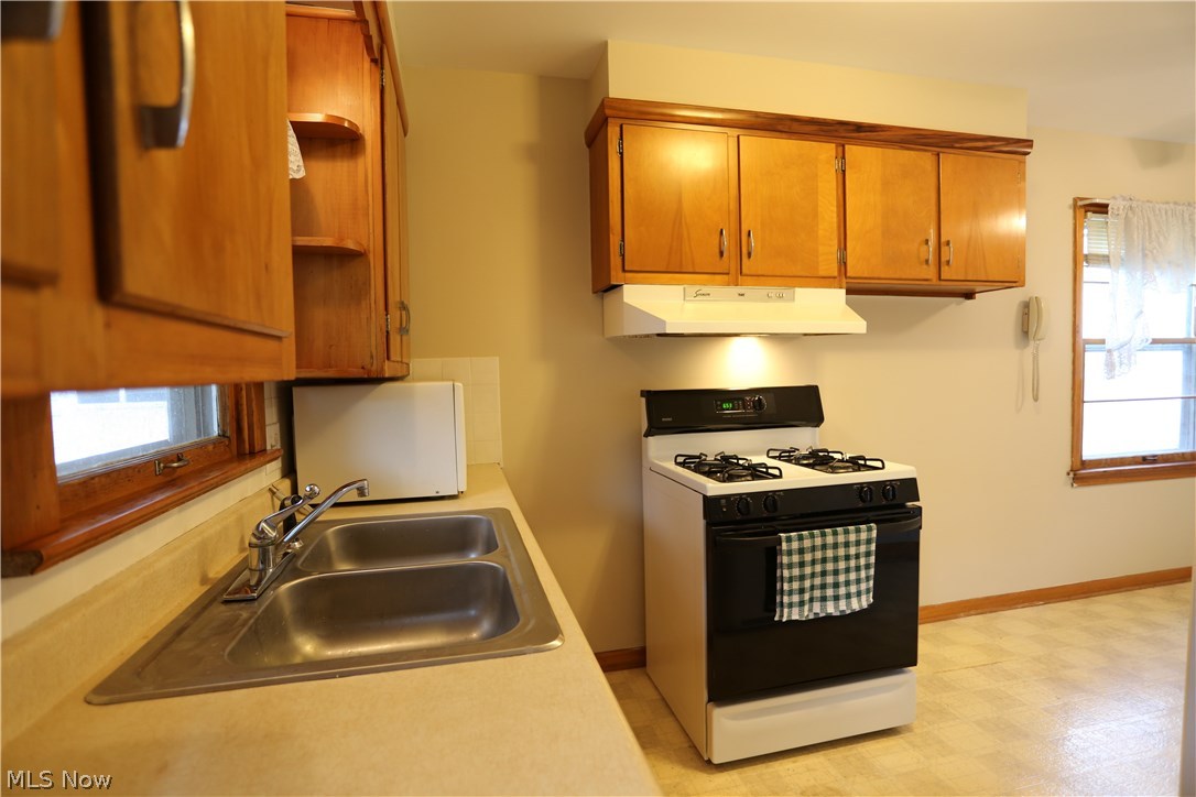 Happy Hollow - Residential