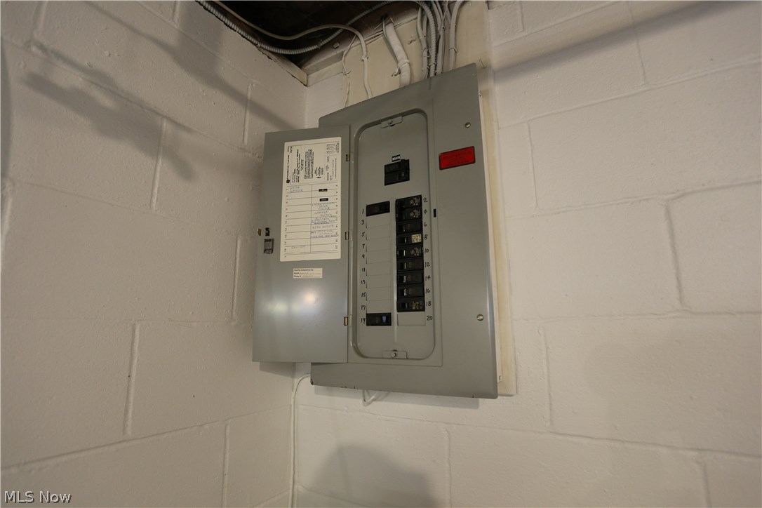 Happy Hollow - Residential