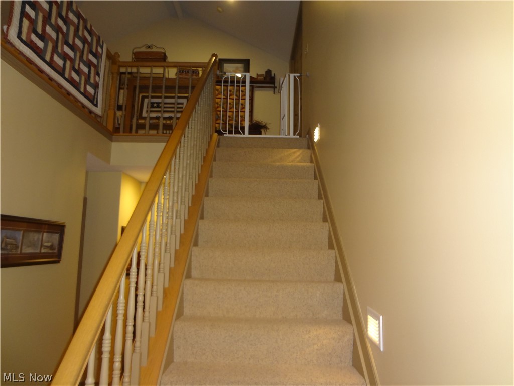 Cranberry Court Condo - Residential