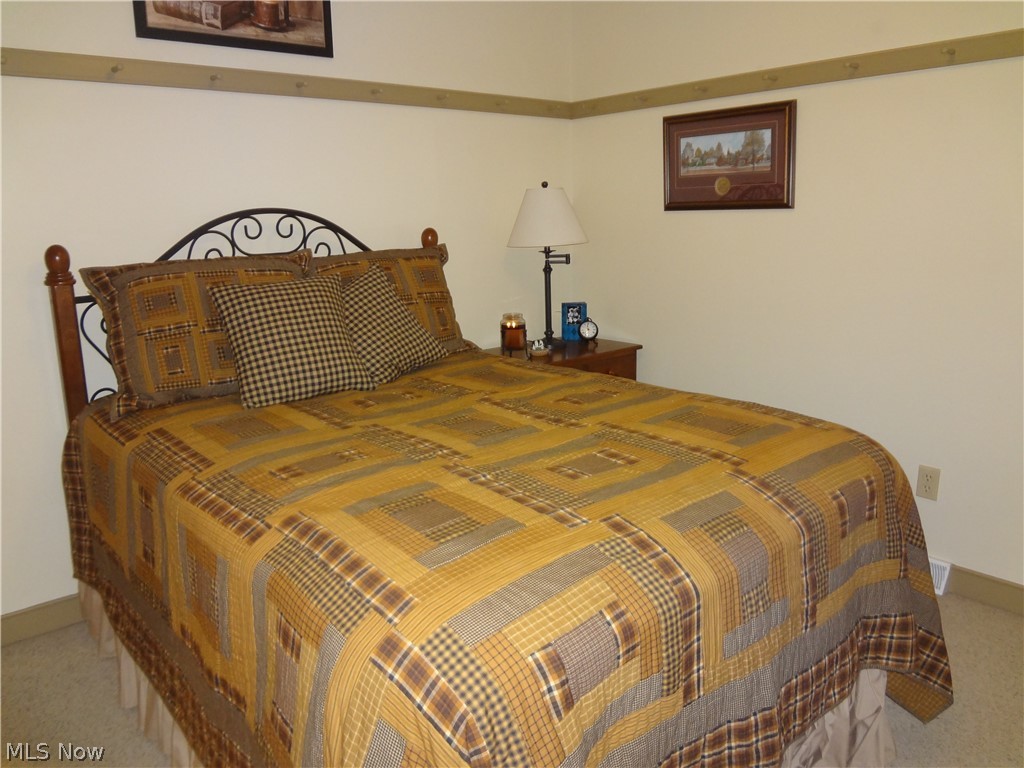 Cranberry Court Condo - Residential