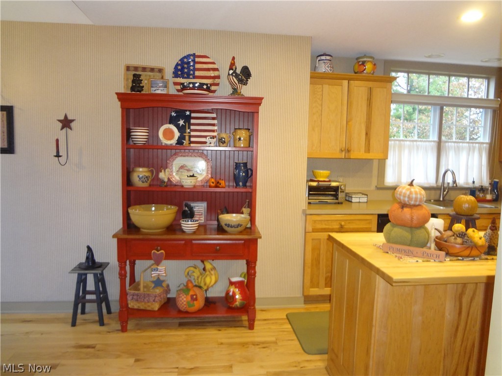 Cranberry Court Condo - Residential