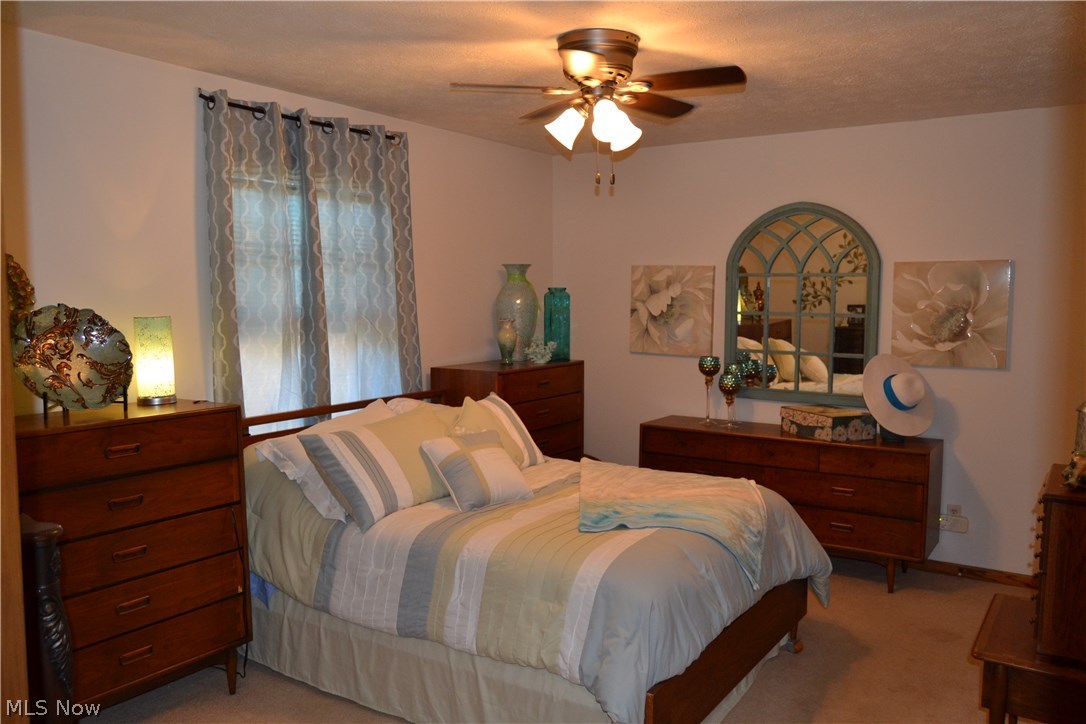 Hartville Country Commons Condo - Residential