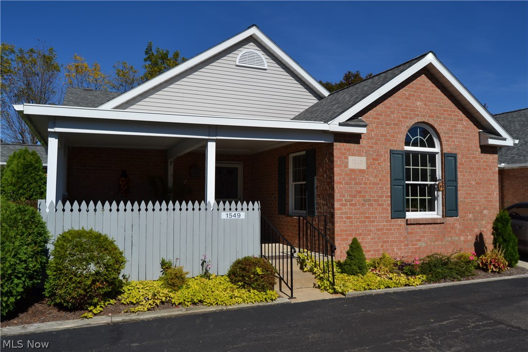 Hartville Country Commons Condo - Residential