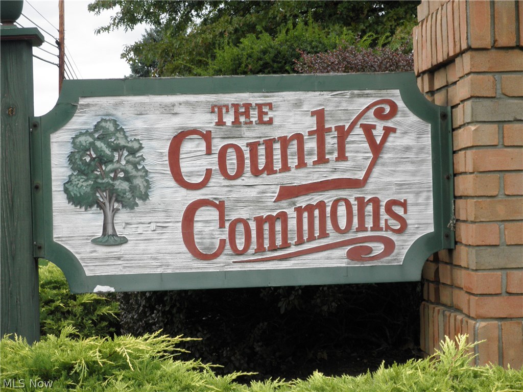 Hartville Country Commons Condo - Residential