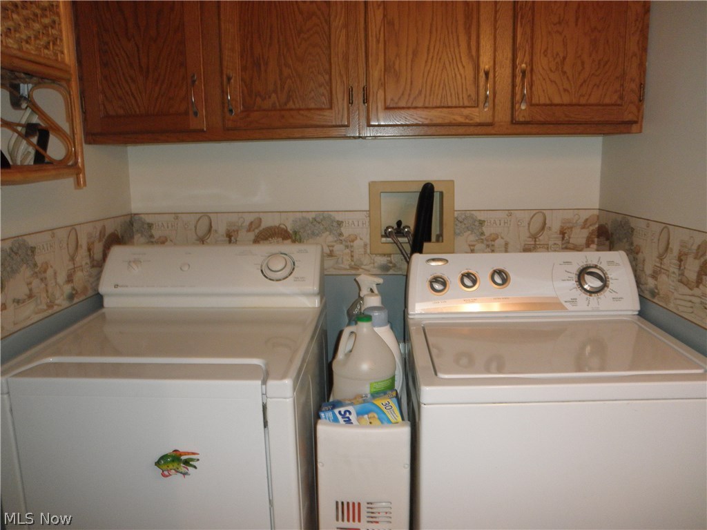 Hartville Country Commons Condo - Residential