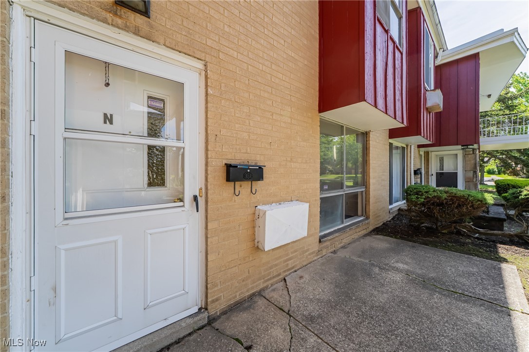 27701 Mills Avenue #2N, Euclid, Ohio image 5