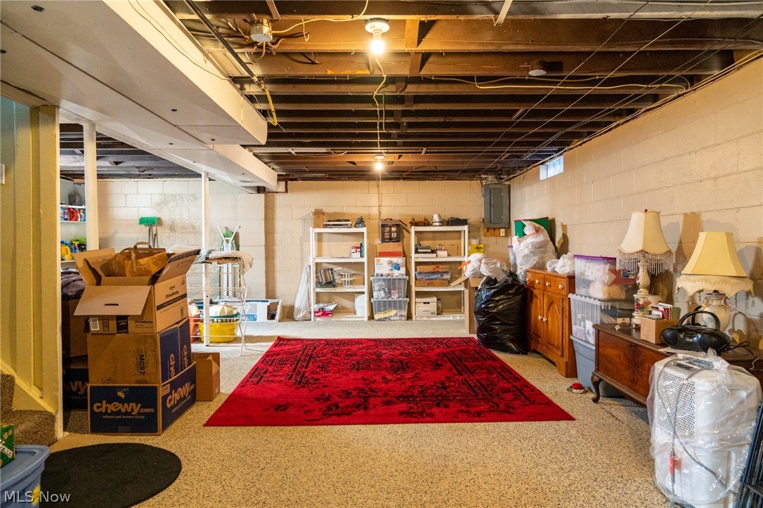 Tallmadge Road - Residential