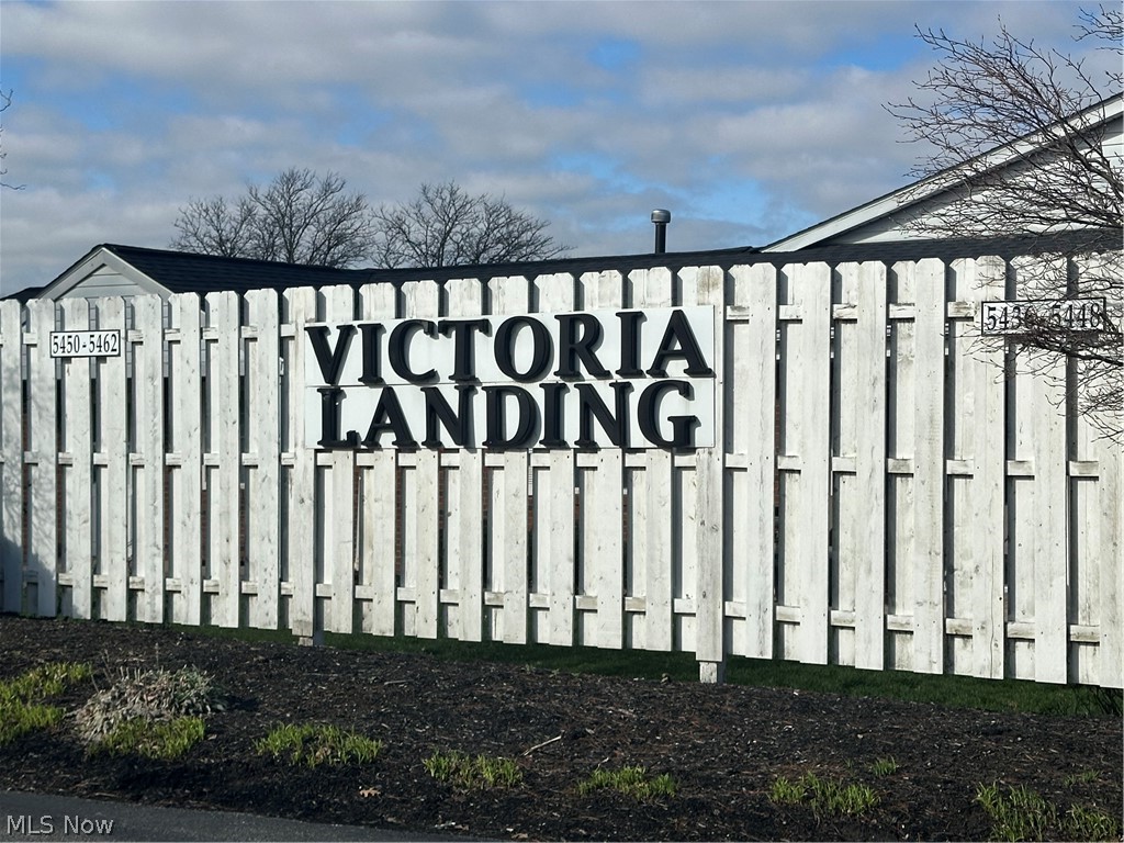 Victoria Landing Condo - Residential