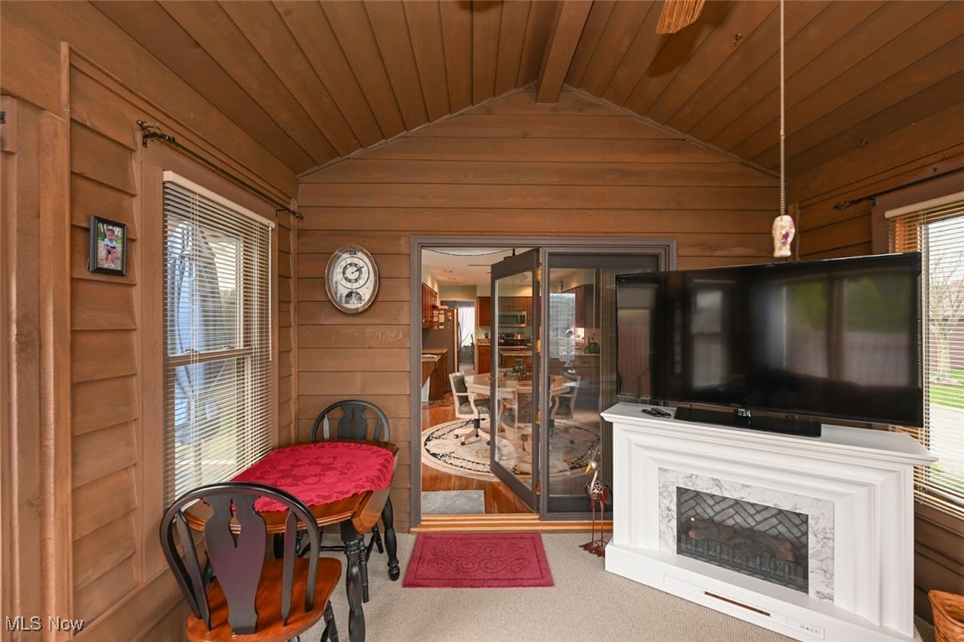 2144 Prestwick Drive, Uniontown, Ohio image 13