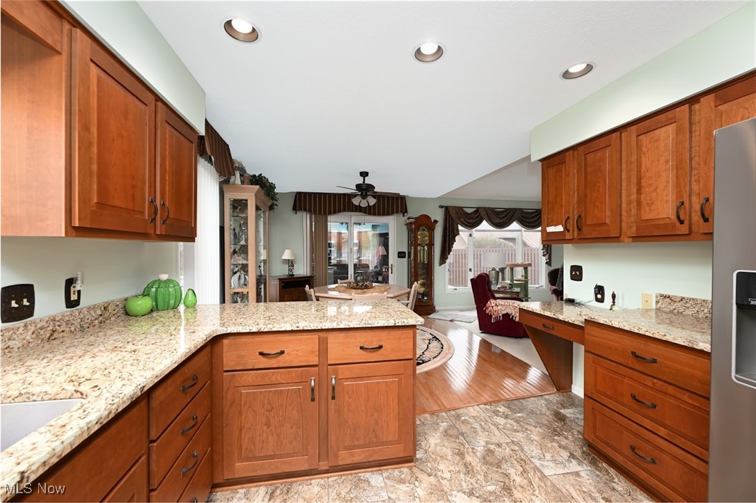 2144 Prestwick Drive, Uniontown, Ohio image 22