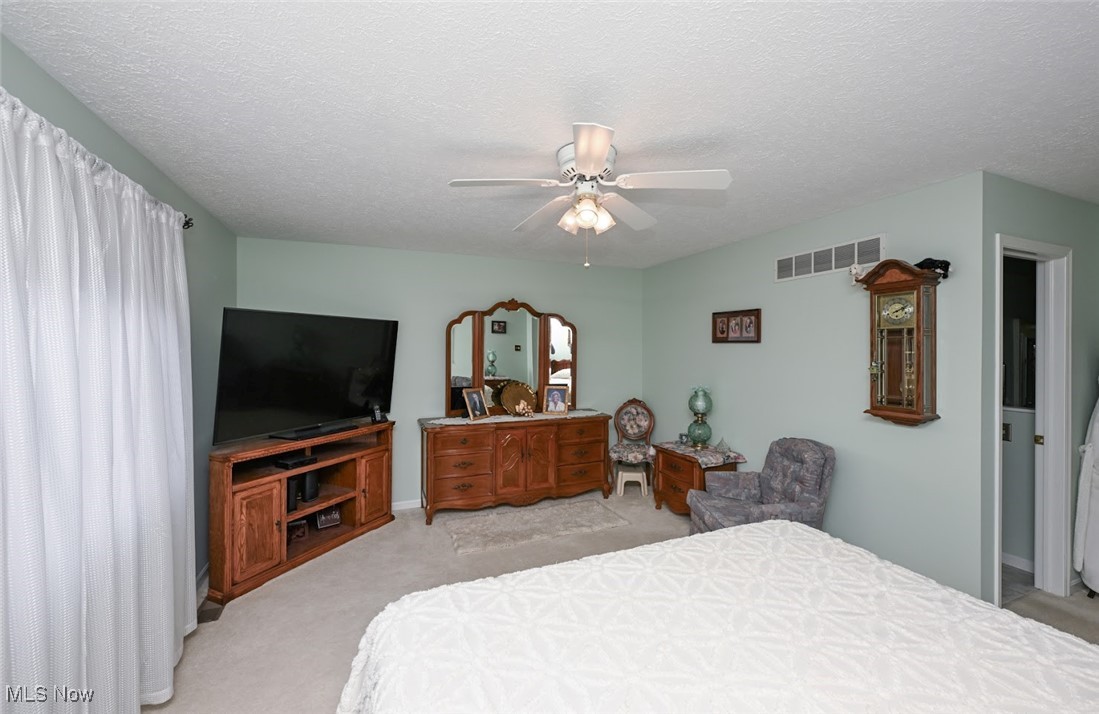 2144 Prestwick Drive, Uniontown, Ohio image 23
