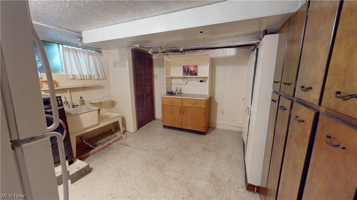 Albert Rispo 05b - Residential