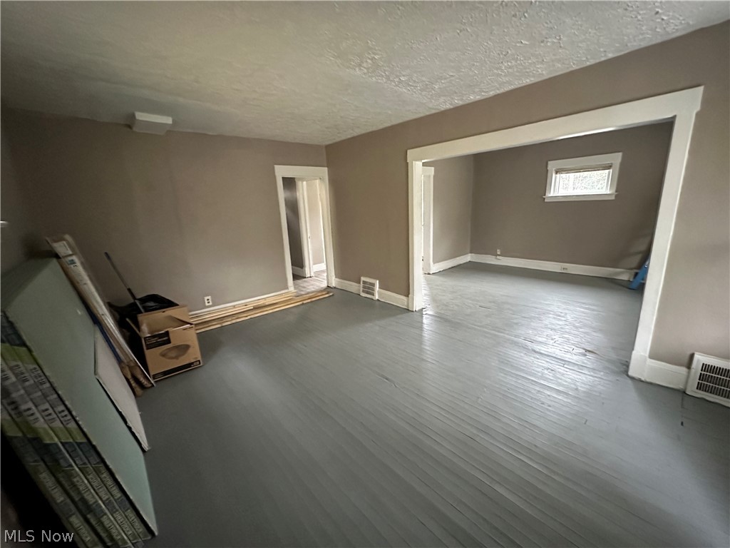 Leworthy Helwick Companys - Residential