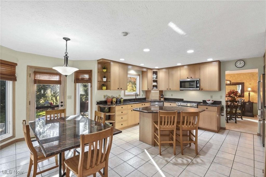 Photo of 29701 Hilliard Oak Lane, Westlake, OH 44145 (MLS # 5165017)