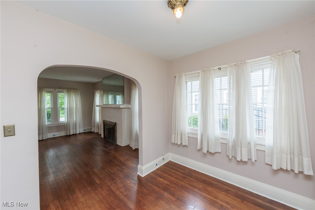 2193 Concord Drive, Lakewood, Ohio image 6