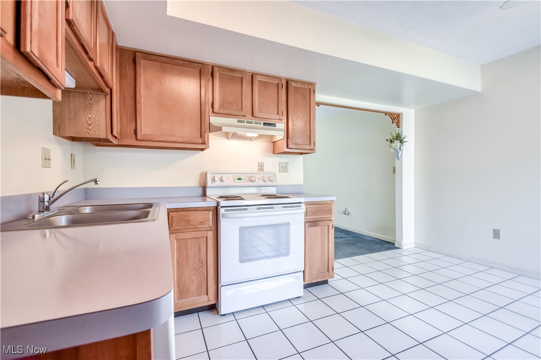 3145 Lost Nation Road #B, Willoughby, Ohio image 8