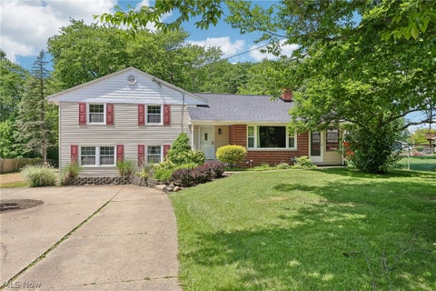 Photo for 1638 S Cleveland Massillon Road