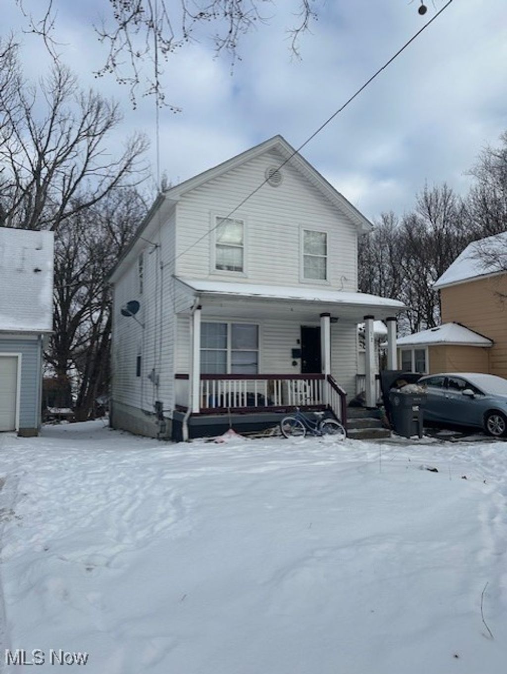 Photo of 520 Kenmore Avenue, Youngstown, OH 44511 (MLS # 5182344)