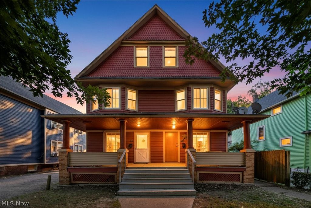 Photo of 3847 W 38th Street, Cleveland, OH 44109 (MLS # 5193754)