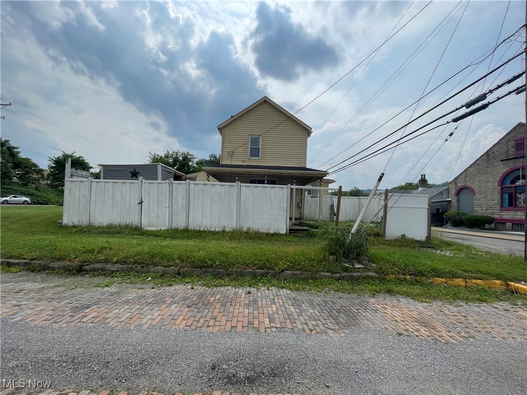 1400 Center Street, Wellsville, Ohio image 3