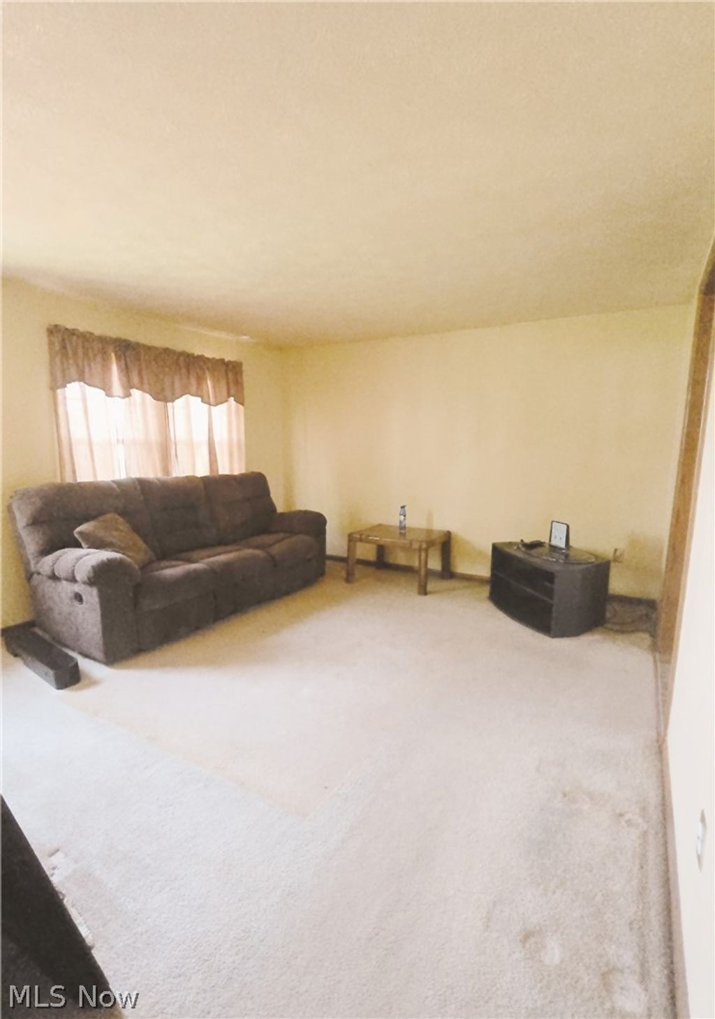 Photo of 16763 Kinsman Road, Middlefield, OH 44062 (MLS # 5204350)