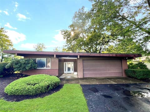 Photo for 478 River St