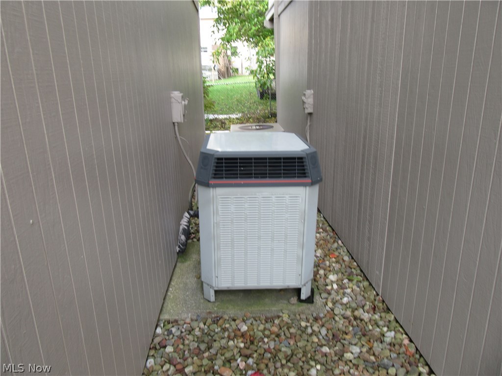 Creekside Condos - Residential