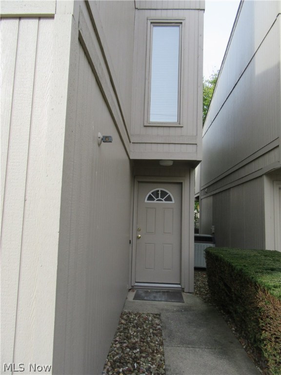 Creekside Condos - Residential