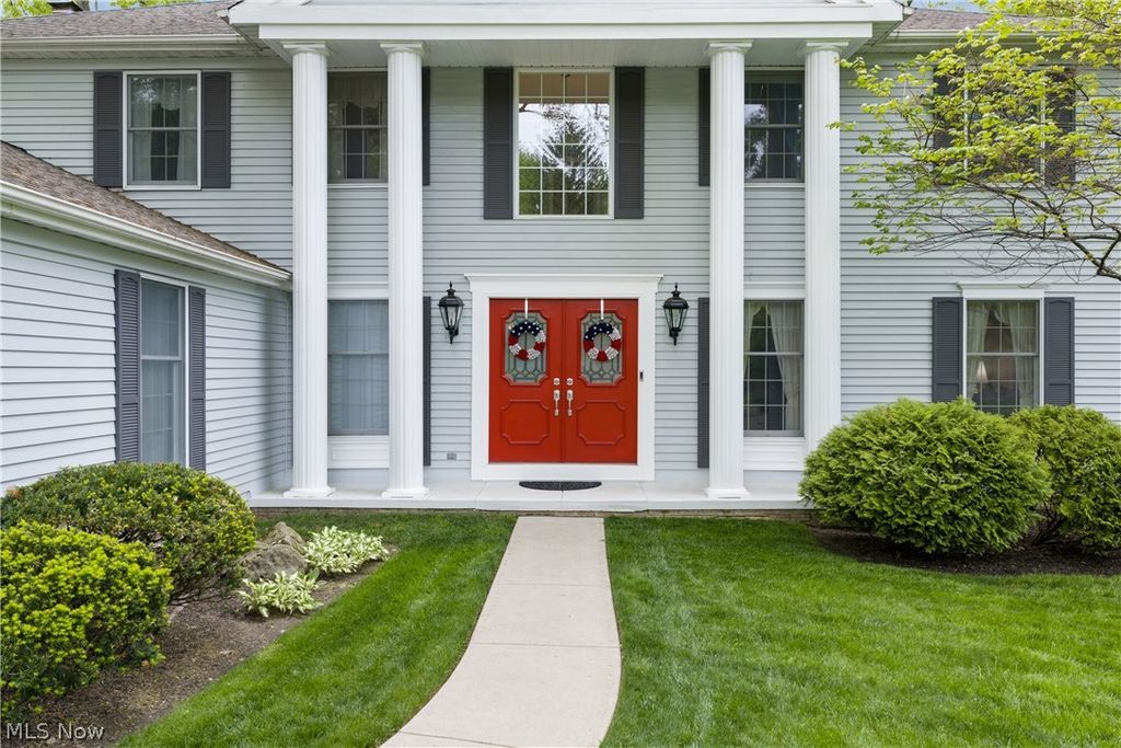 Photo of 2180 Macon Court, Westlake, OH 44145 (MLS # 5211140)