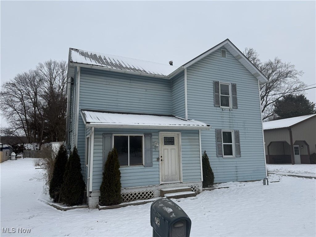 Photo of 72 Maine Street, Ashland, OH 44805 (MLS # 5179367)