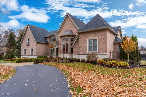 1030 Torrey Pines Street NE Warren OH 44484