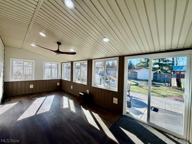 Mirror Lake - Residential