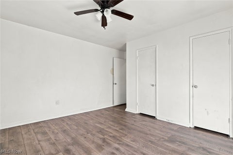 Tiny photo for 11820 Edgewater Drive #513, Lakewood, OH 44107 (MLS # 5255498)