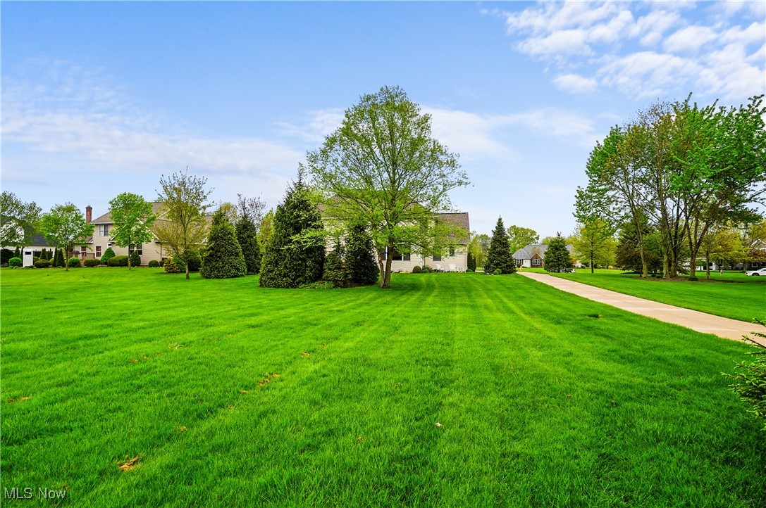 6972 Stagecoach Trail, Valley City, Ohio image 2