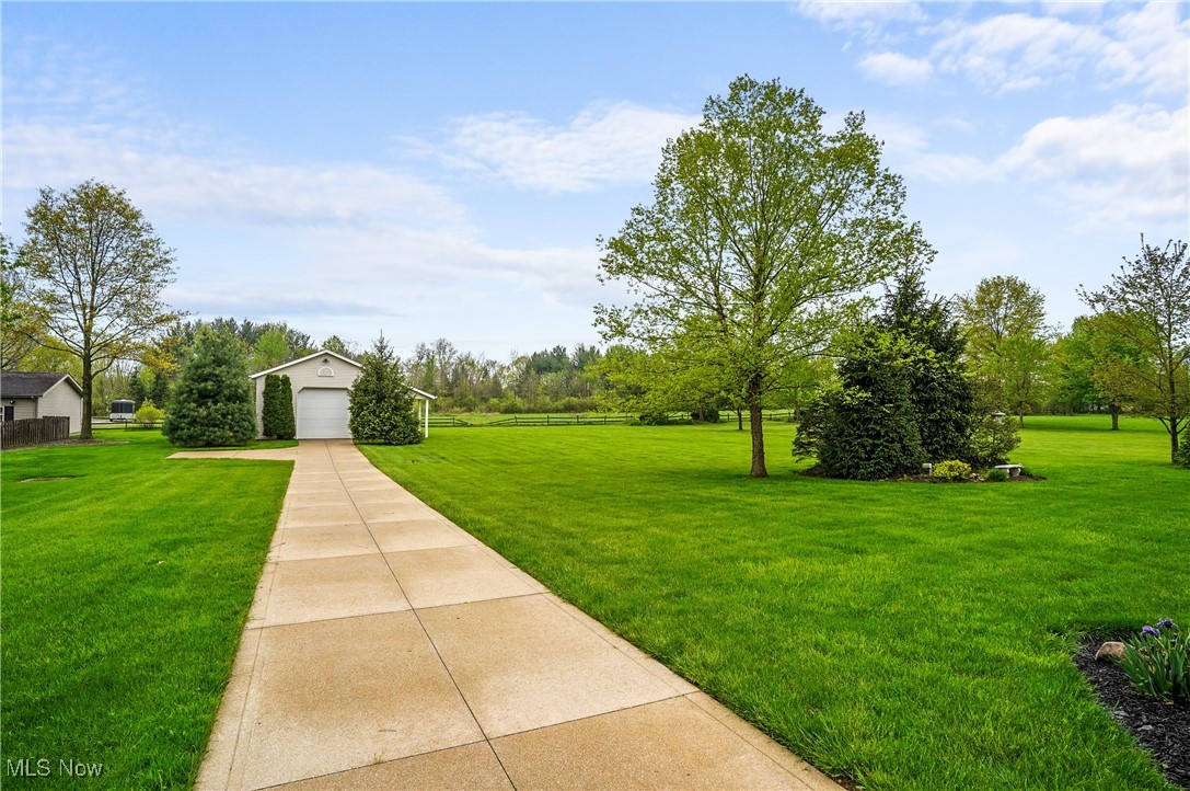 6972 Stagecoach Trail, Valley City, Ohio image 9