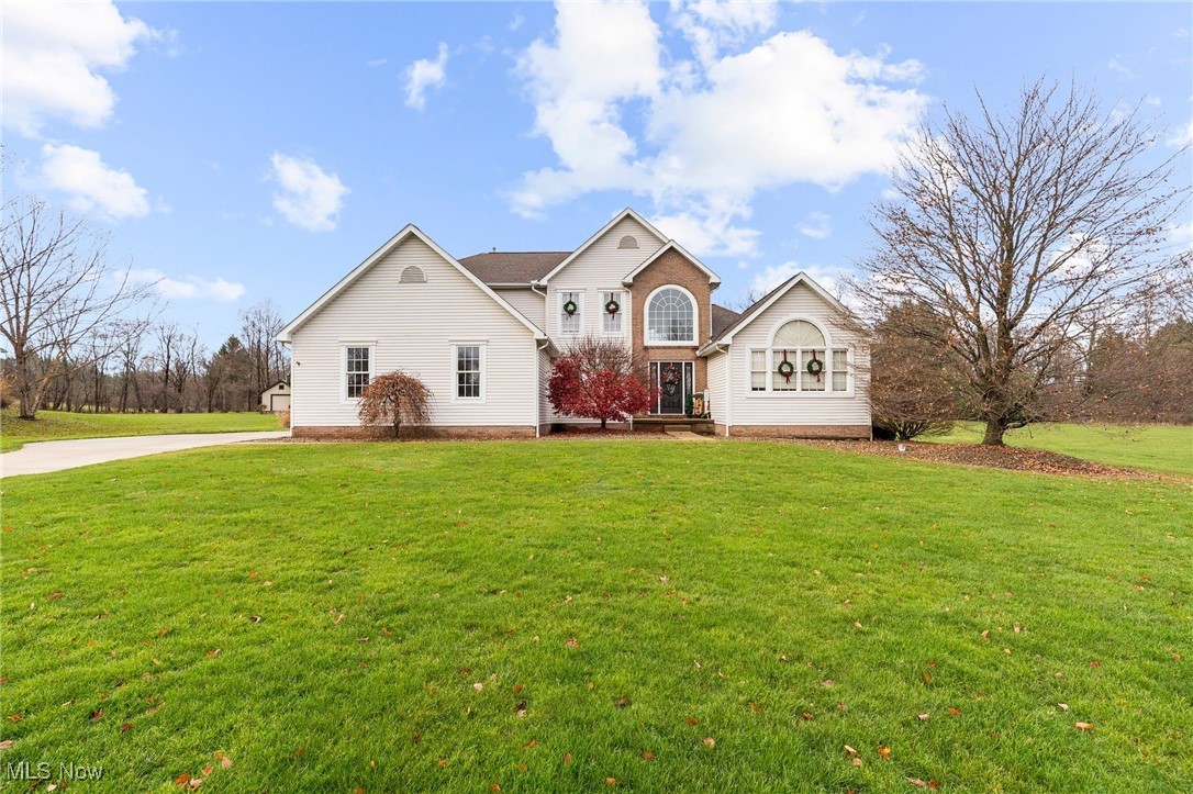 9645 Cherry Hills Drive, Canfield, Ohio image 3