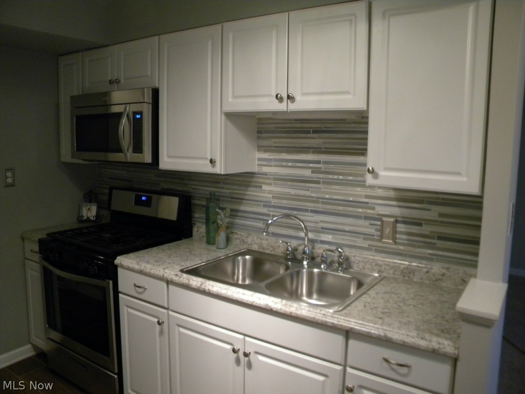 Ridgewood Park 04 - Residential