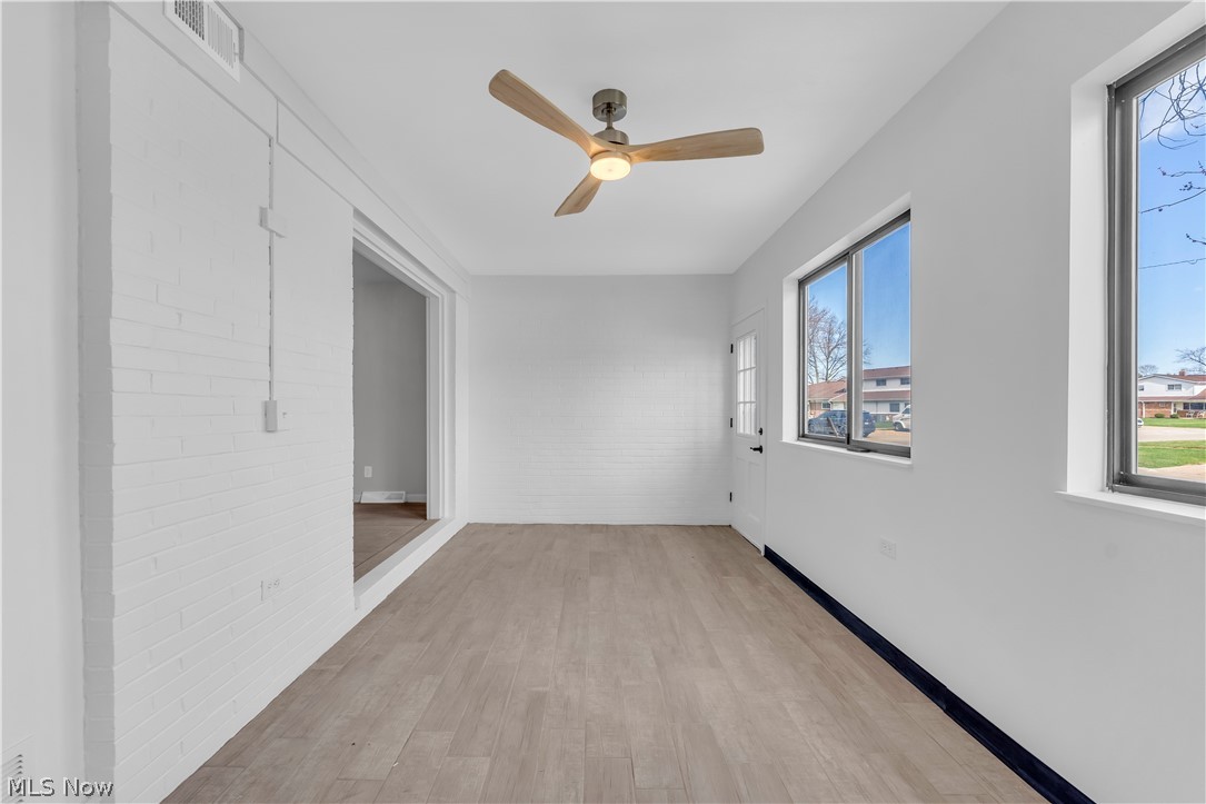 Country Club Condo - Residential