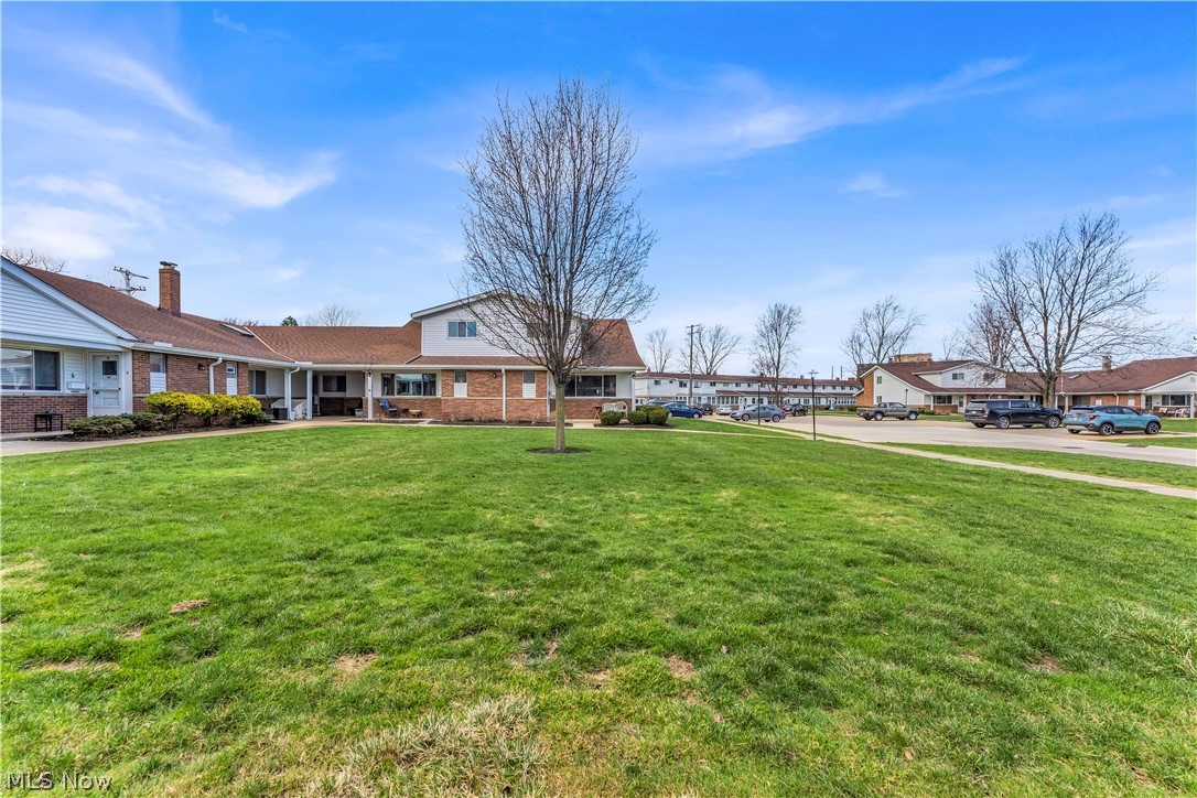 Country Club Condo - Residential