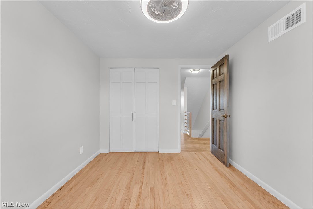 Country Club Condo - Residential