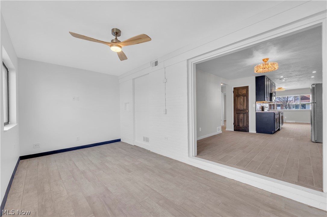 Country Club Condo - Residential