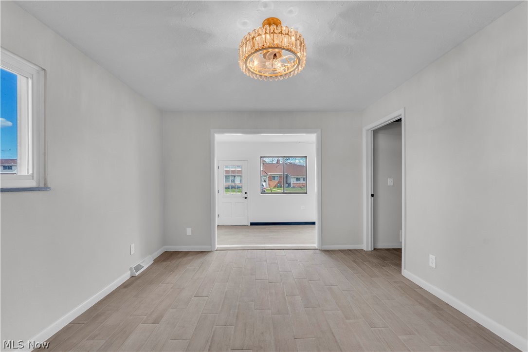 Country Club Condo - Residential