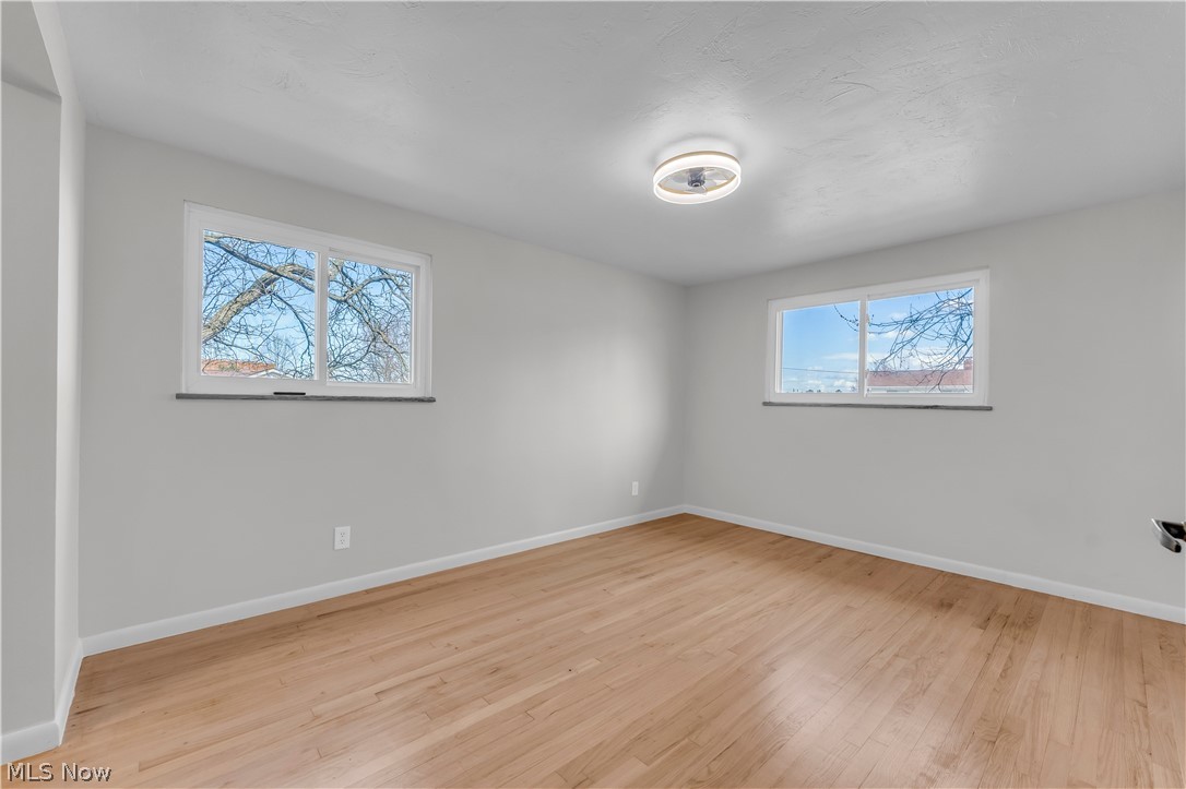 Country Club Condo - Residential