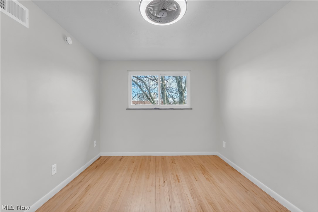 Country Club Condo - Residential