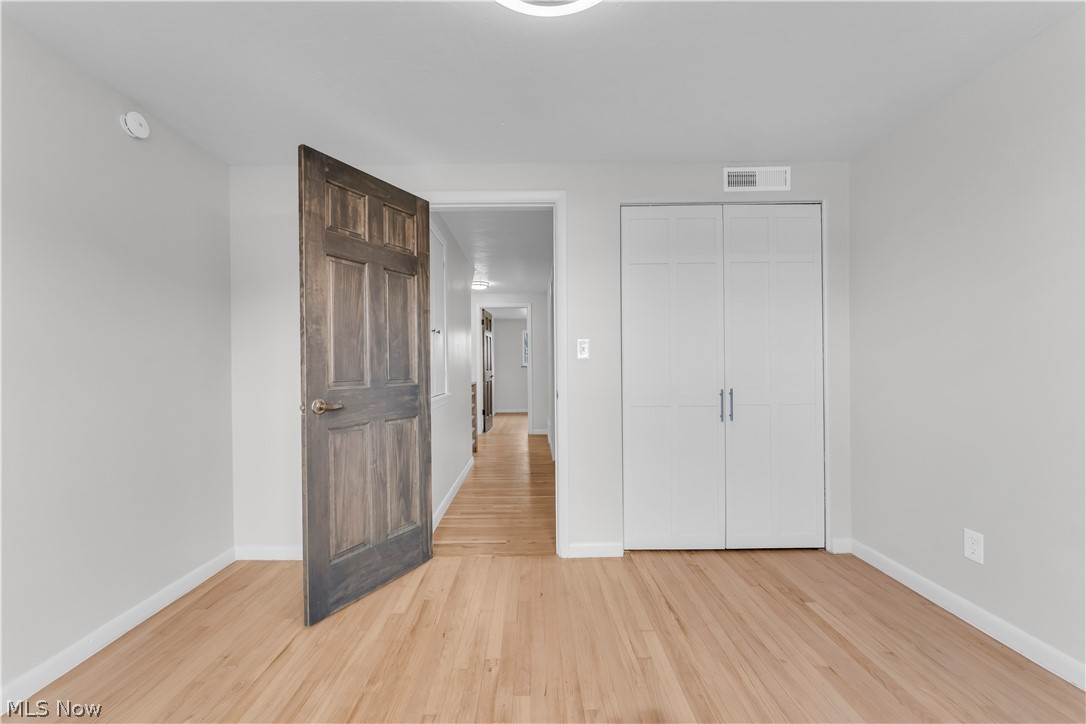 Country Club Condo - Residential